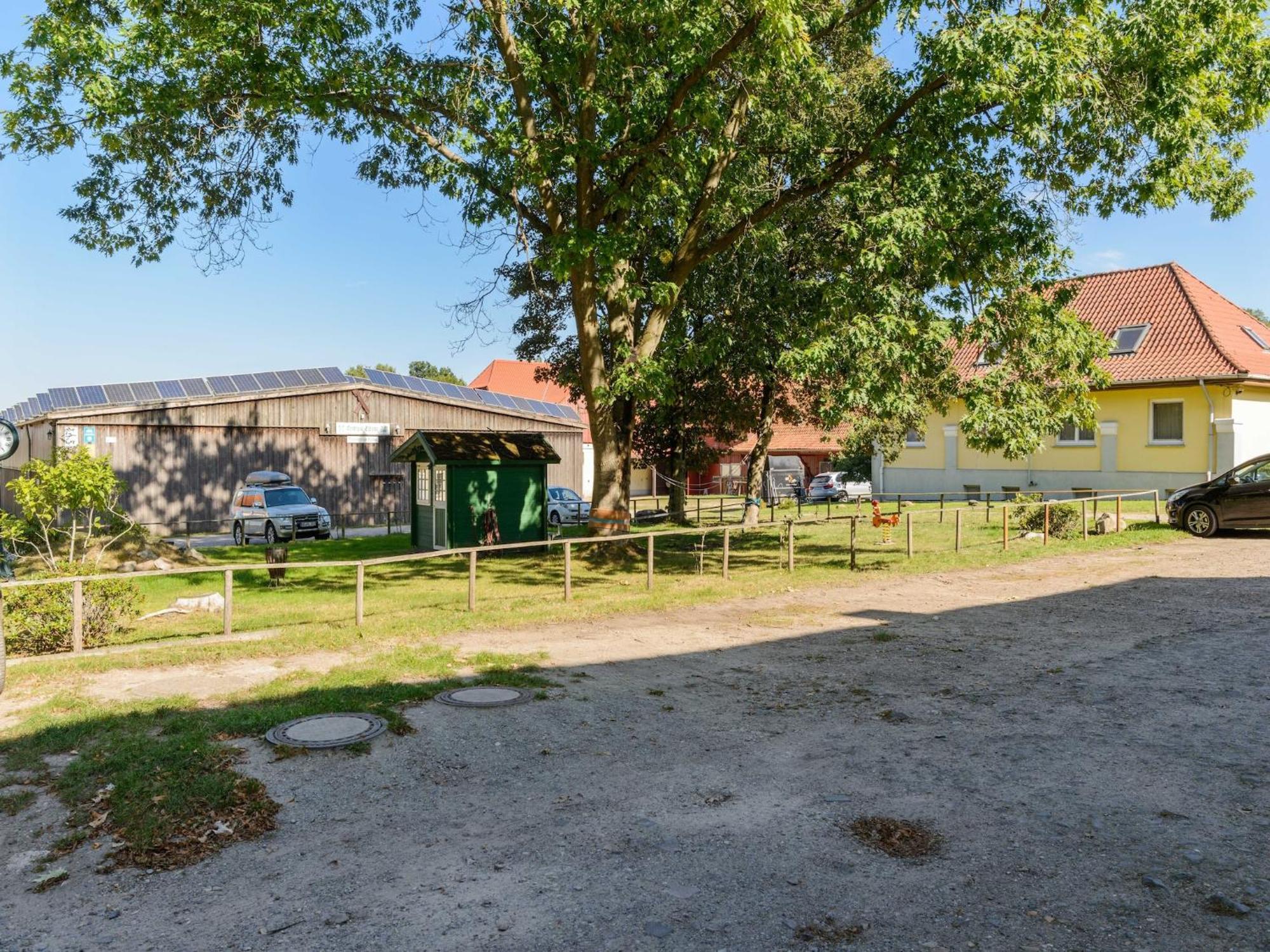 Cozy Holiday Home On A Horse Farm In The L Neburg Heath Eschede Exterior foto